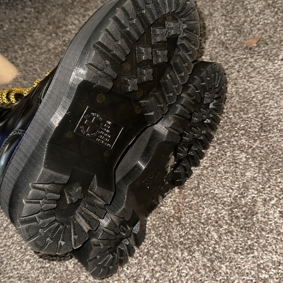 DR. MARTENS Jadon Womens Platform Boots - Picture 5 of 7